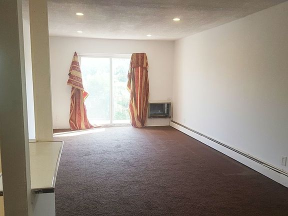 3rd image of 1138 E 108th St #2