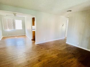 25585 New Chicago Ave APT R, Hemet, CA 92544