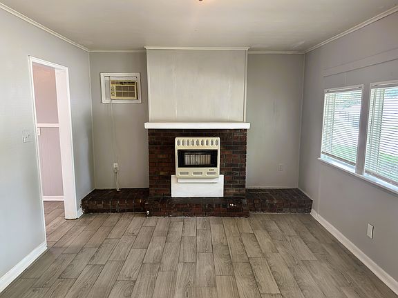 4th image of 4374 Deborah Ave