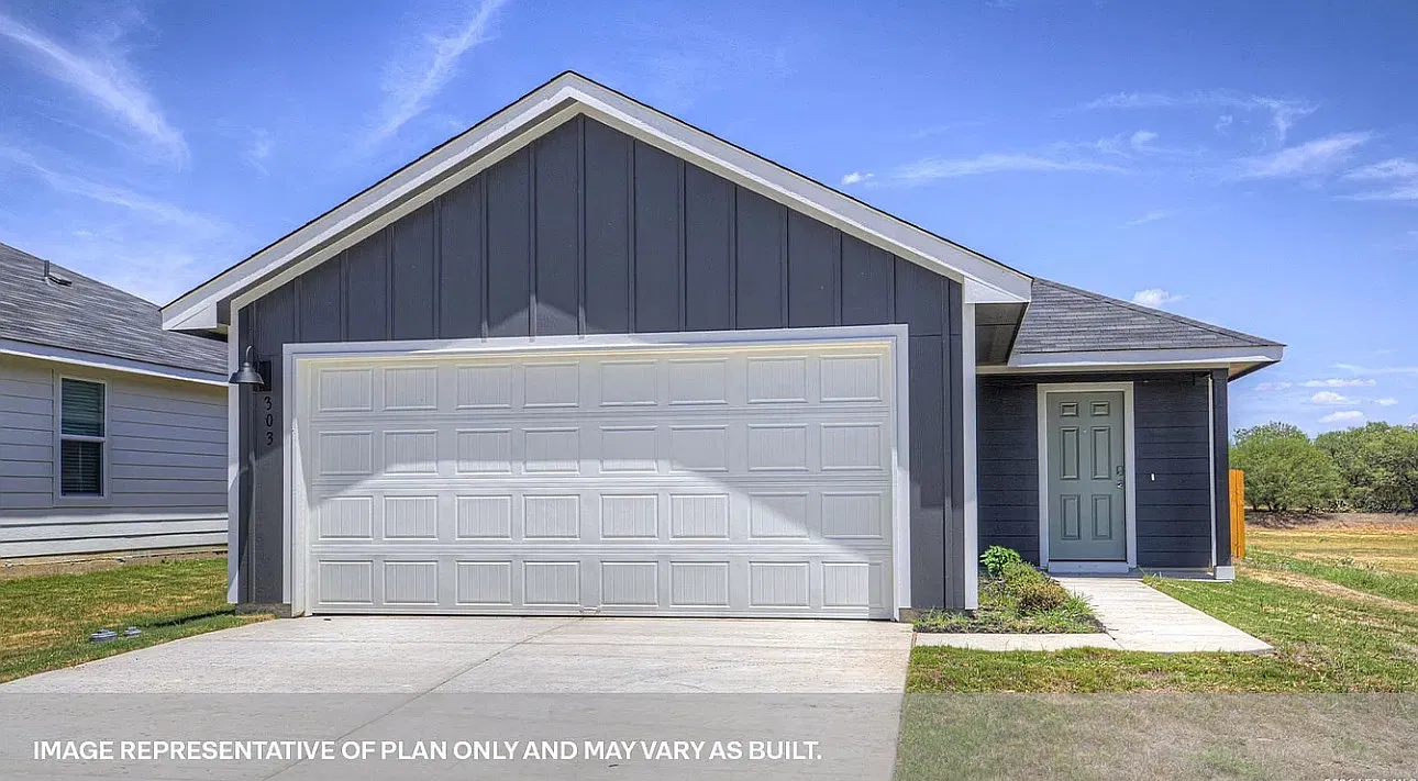 3 bed, 1280 sqft, $1,845 — Photo 1