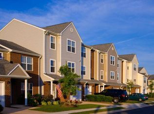 352 Blanchard Dr, Bolling Afb, DC 20032
