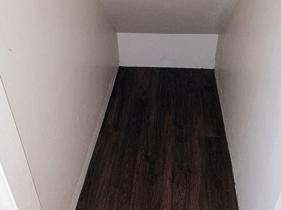 4th image of 279 N Quince St Unit B