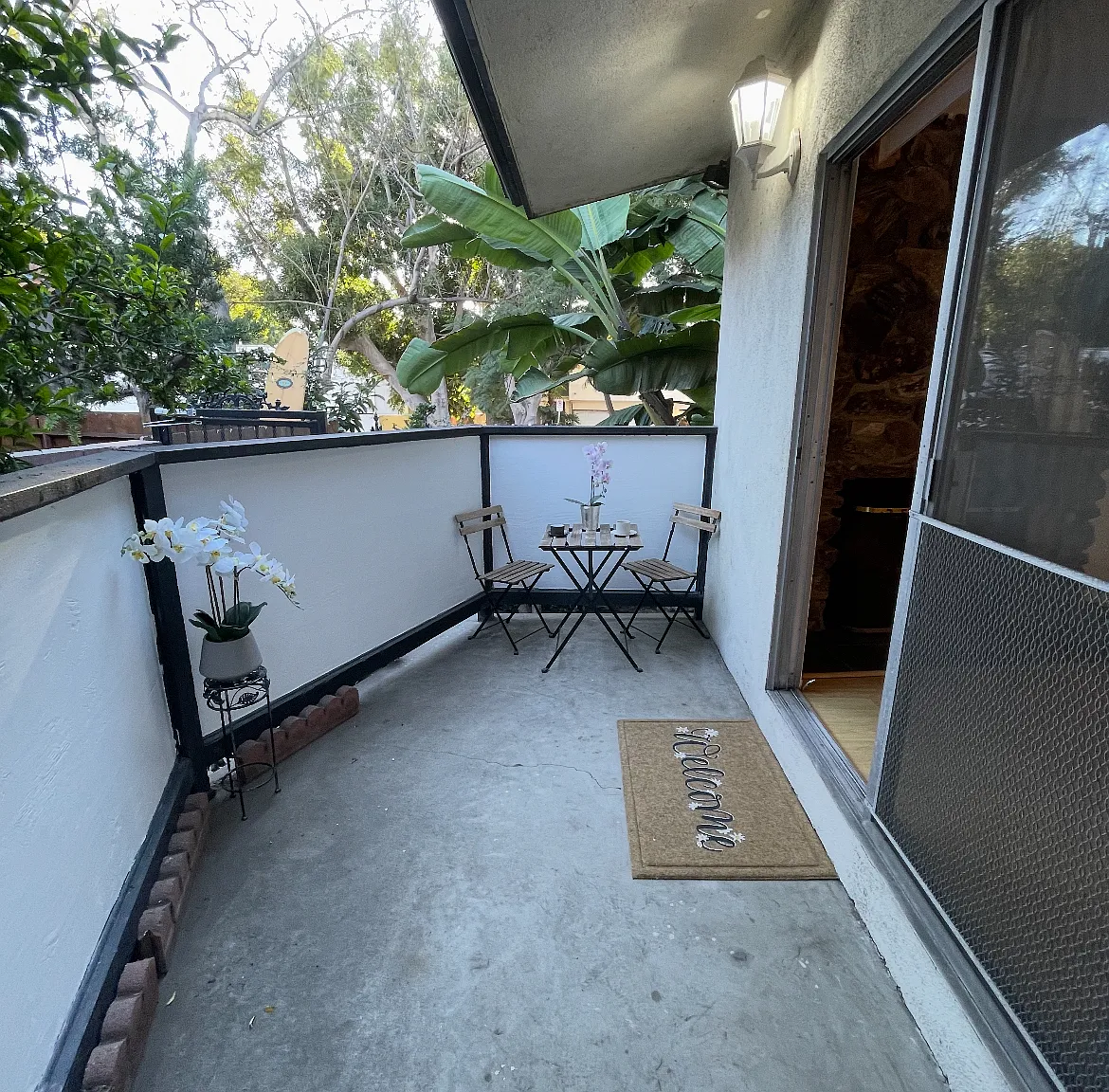 1672 Federal Ave — Photo 3