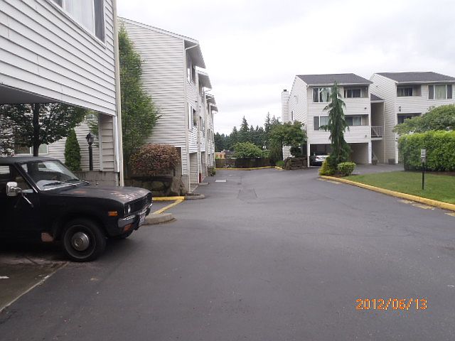 1st image of 20301 19th Ave NE APT 101