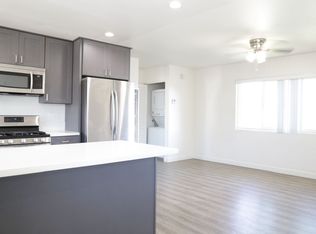 DEL, Huntington Beach, CA 92647