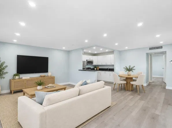 171 Monaco Way, Delray Beach, FL 33446