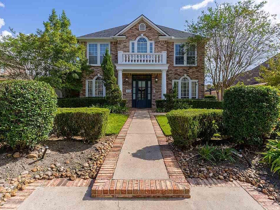 1st image of 6225 Regina Ln