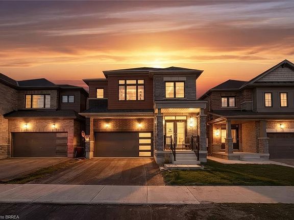 2nd image of 92 Bellhouse Ave
