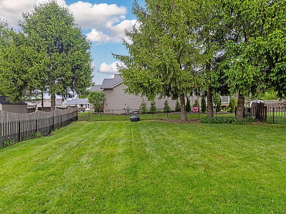 4th image of 7972 Crawford Farms Dr