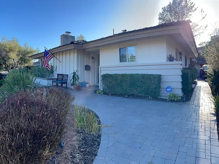 3751 Del Mar Ave — Photo 4