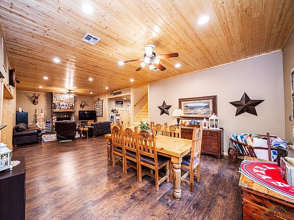 2nd image of 3087 E Lake Dr