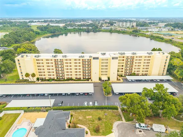 700 Mirror Ter NW APT 511, Winter Haven, FL 33881