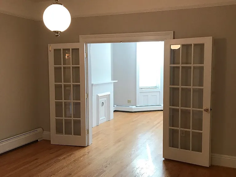 342 Pavonia Ave #1 — Photo 10