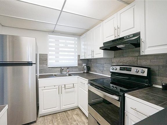 2nd image of 2700 Sunrise Lakes Drive #306