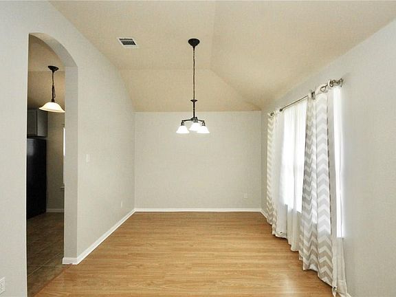 5th image of 3728 Pine Needle Cir
