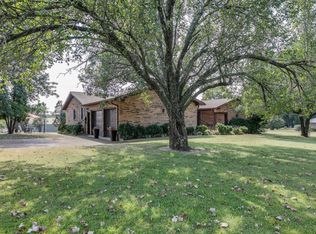 2703 Hampshire Pike, Columbia, TN 38401