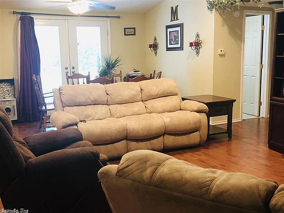 3rd image of 353 County Road 3663