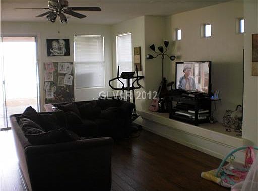 5th image of 1184 Aspen Cliff Dr
