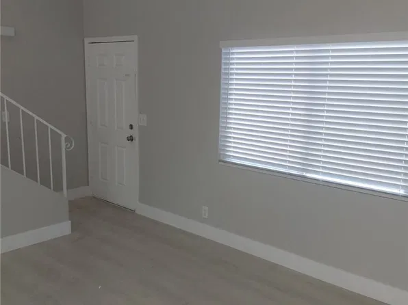 5228 Garden Ln, Las Vegas, NV 89119