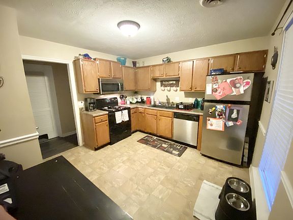 4th image of 1108 Cabana Dr