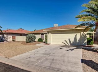 26413 S Saddletree Dr, Sun Lakes, AZ 85248
