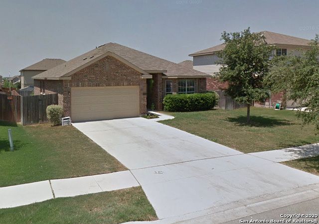 2nd image of 120 Yeager Cir