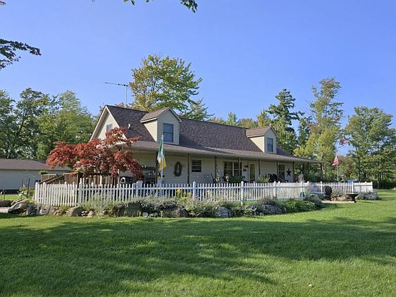 4th image of 1810 Dobson Rd