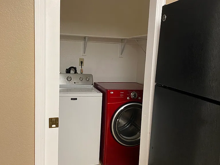 1976 N Lemon Tree Ln #11 — Photo 5