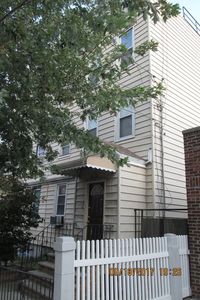 6022 Menahan St, Ridgewood, NY, 11385