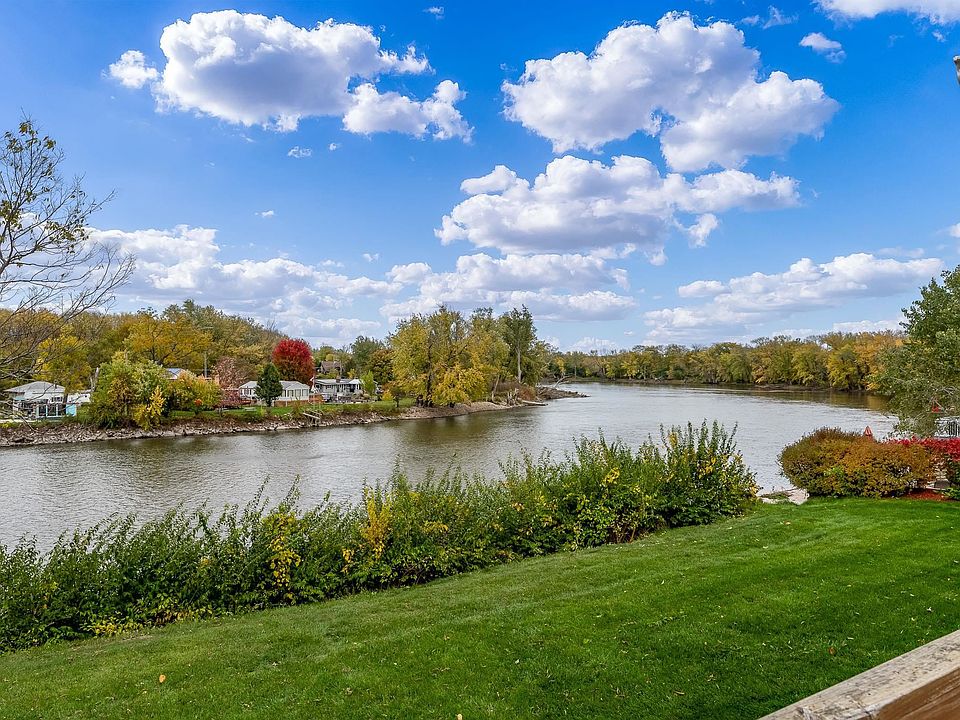 10691 Chicory Ridge Way, Roscoe, IL 61073 Zillow