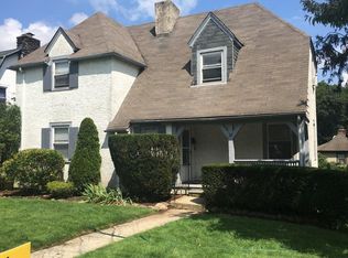 32 Overlook Rd, White Plains, NY 10605