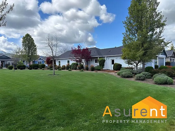 1160 Boulder Ridge St — Photo 28