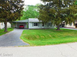 3481 Mills Acres St, Flint, MI 48506