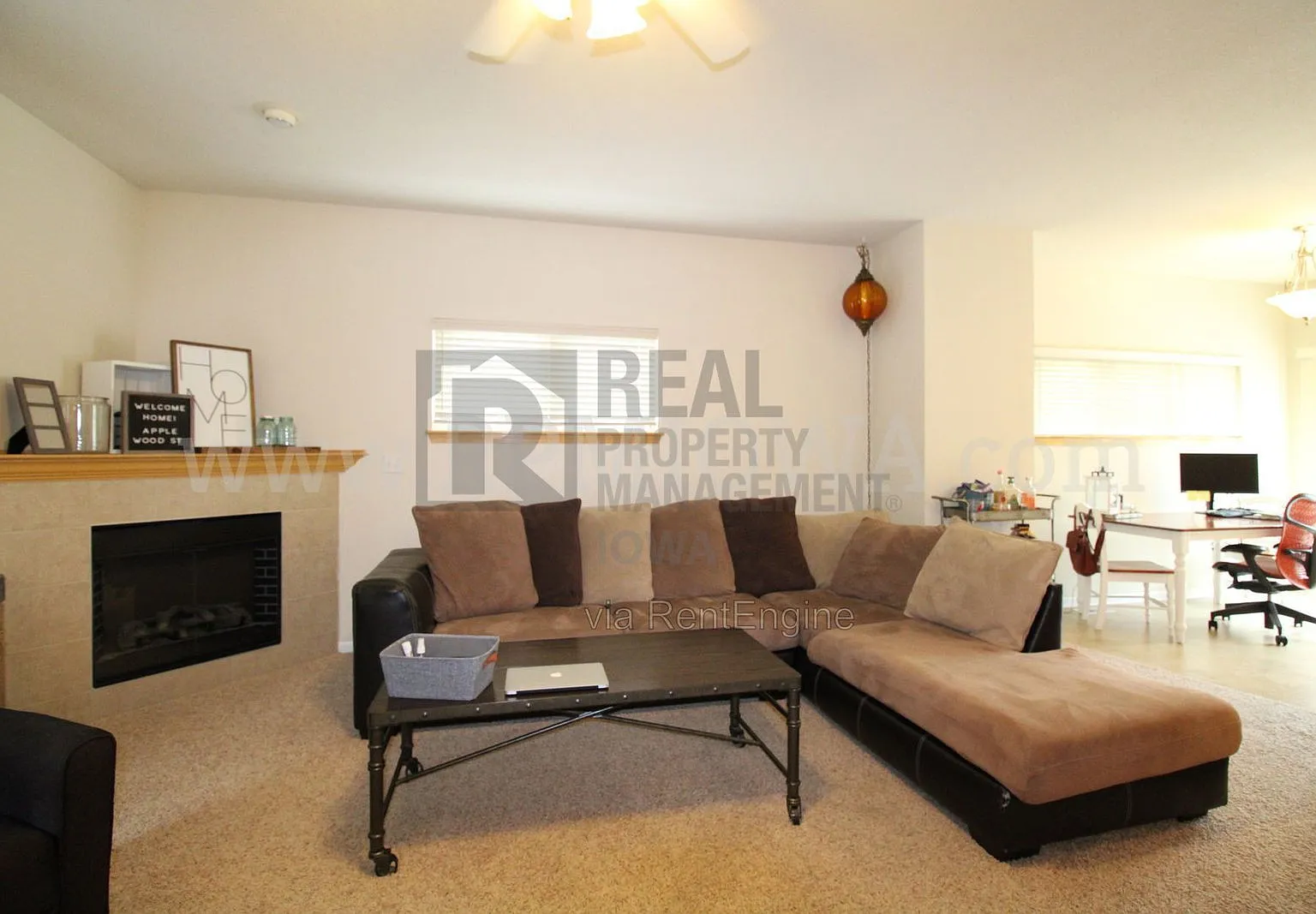 2 bed, 2.5 bath, 1440 sqft, $1,695 — Photo 4