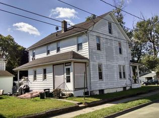 186 9th St, Wyoming, PA 18644