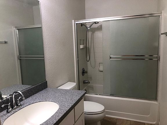 5th image of 4811 Lewis Carroll Way