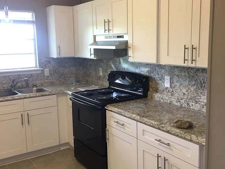 408 Sierra Madre Dr — Photo 23