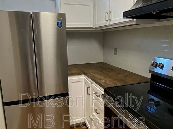 5th image of 861 Nutmeg Pl APT 8