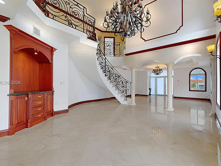 1131 Stillwater Dr — Photo 21
