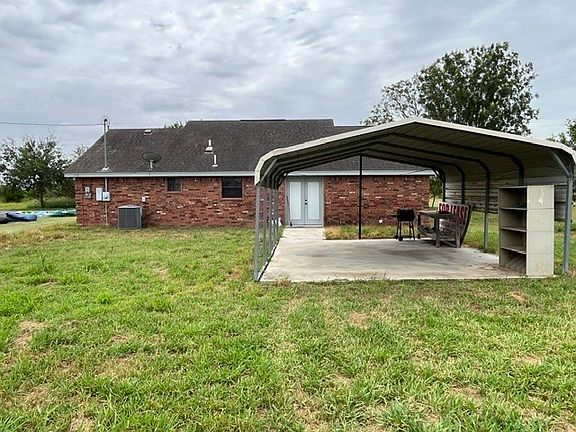 3rd image of 4 Jl Ramirez Ln