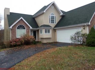 201 Leslie Ct, Bristol, TN 37620
