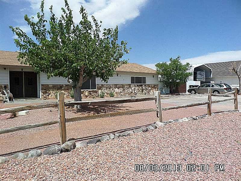 2nd image of 210 E Chaparral Dr