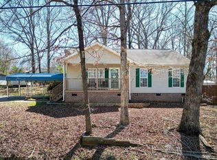 614 Saluda Dr, Piedmont, SC 29673