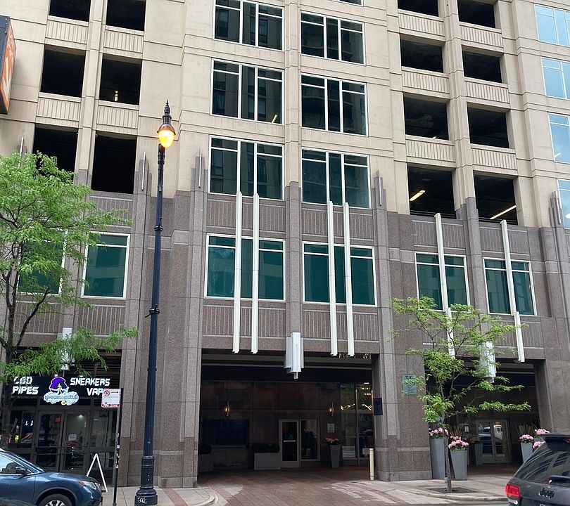 1st image of 33 W Ontario St APT 43F