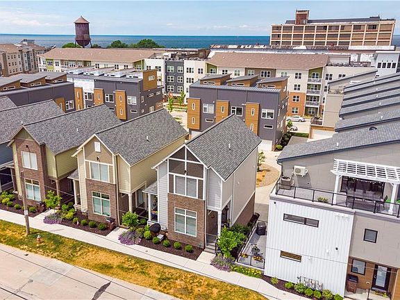 2nd image of 5850 Breakwater Ave