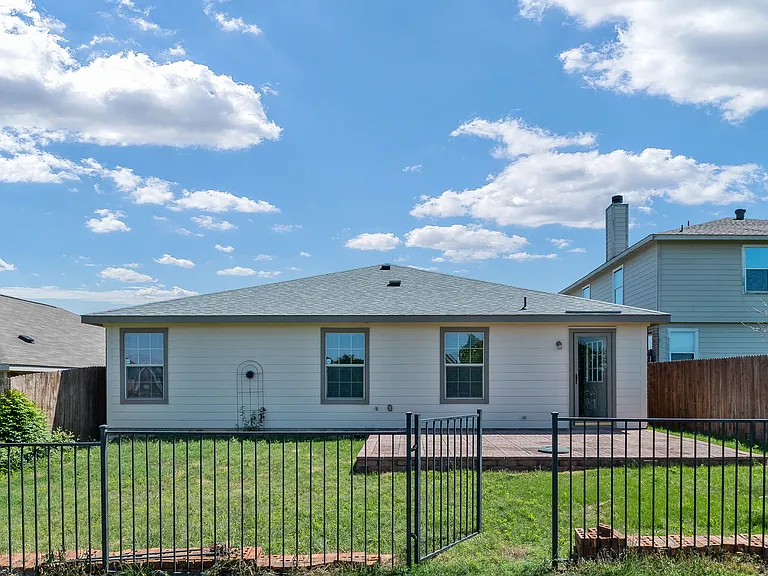 3917 Mantis St — Photo 24