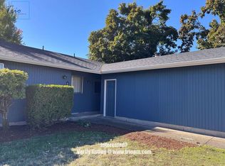 414 49th Loop, Springfield, OR 97478