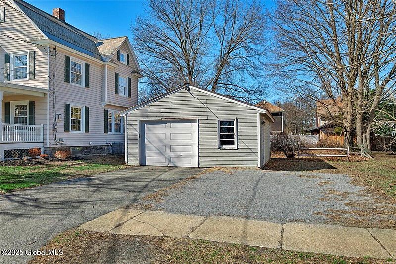 3rd image of 8-9 Stewart Avenue