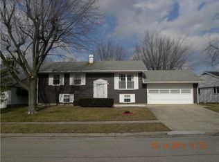 2108 W Concord Rd, Muncie, IN 47304