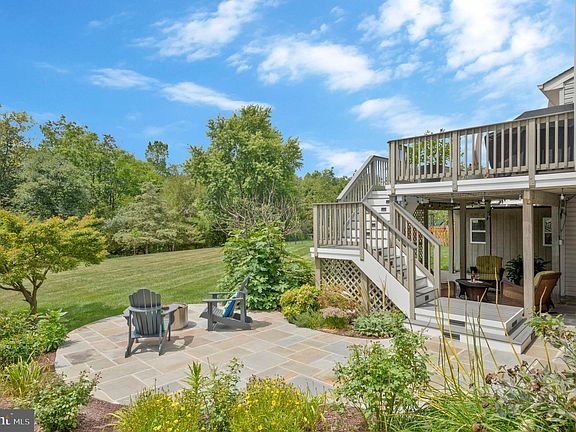4th image of 22727 Oatlands Grove Pl